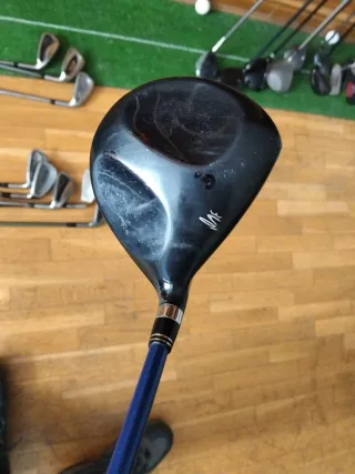 Madera 3 King Cobra zurdos  Aldila NVS regular