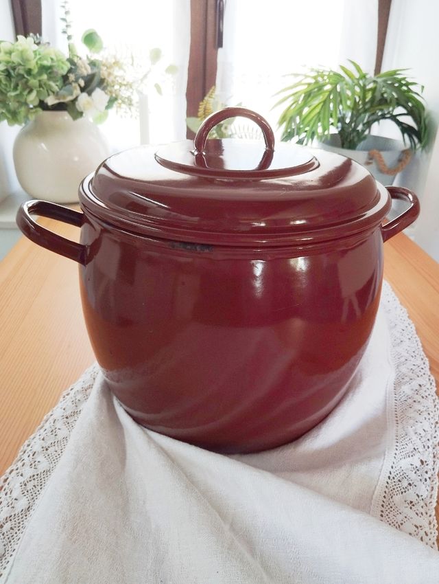 ANTICO VASO IN PORCELLANA SMALTATA