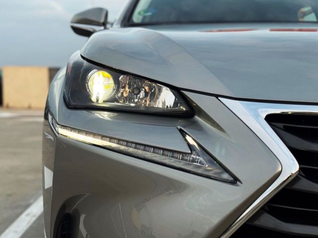 Lexus NX 2.5 300h EXECUTIVE 4WD con CUERO COMPLETO, CÁMARA TRASERA...