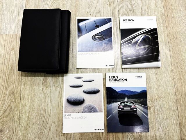 Lexus NX 2.5 300h EXECUTIVE 4WD con CUERO COMPLETO, CÁMARA TRASERA...