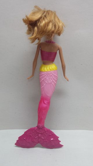 Muñeca Barbie Sirerna Mattel 2005 RF66