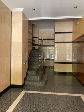Piso 85m² en Avd Cantabria con Calzadad