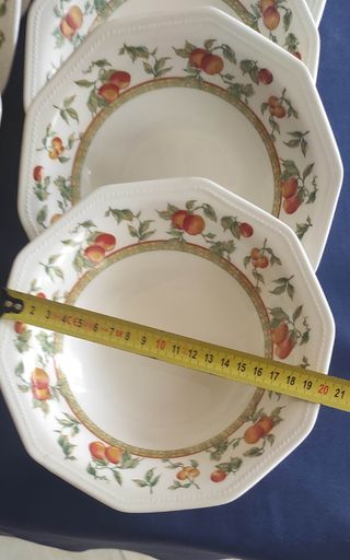 VAJILLA CHURCHILL "SEVILLA" COMPLETA.