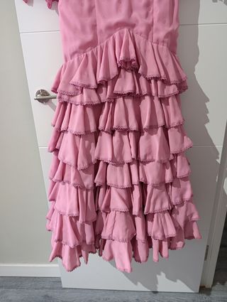 Traje de flamenca rosa volantes