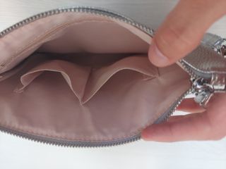 Bolso de mano plateado para fiesta