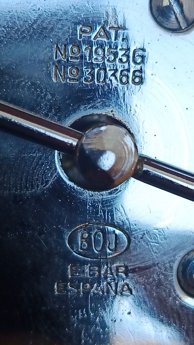 TIMBRE TORTUGA BOJ PLATEADO.