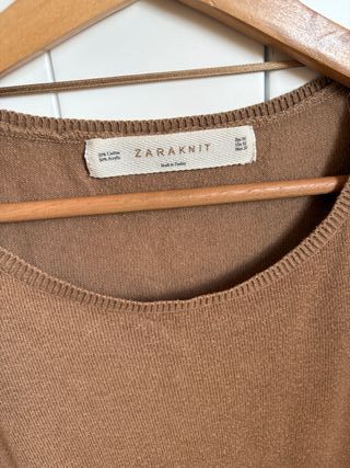 Jersey fino Zara marrón con abalorios Talla M