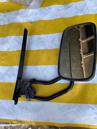 Espejo Retrovisor derecho Nissan Cabstar 2006-2012