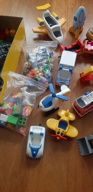 Lote de 15 vehículos de playmobil 123. NUEVOS