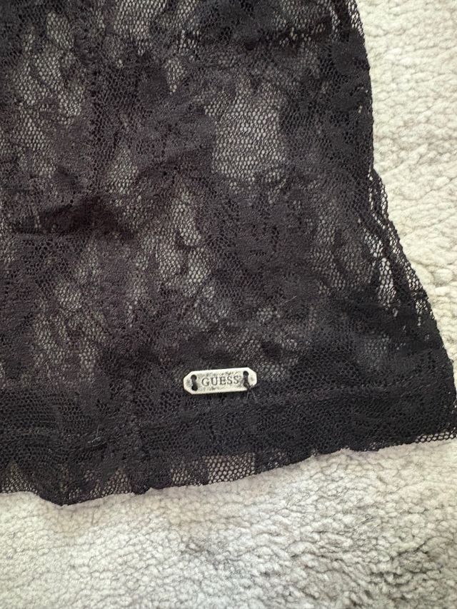 Camiseta Guess Encaje Transparente Negra