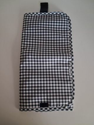 Cambiador Cambrass cuadros vichy blanco y negro