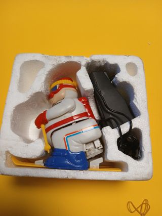 Sciatore giocattolo vintage con telecomando