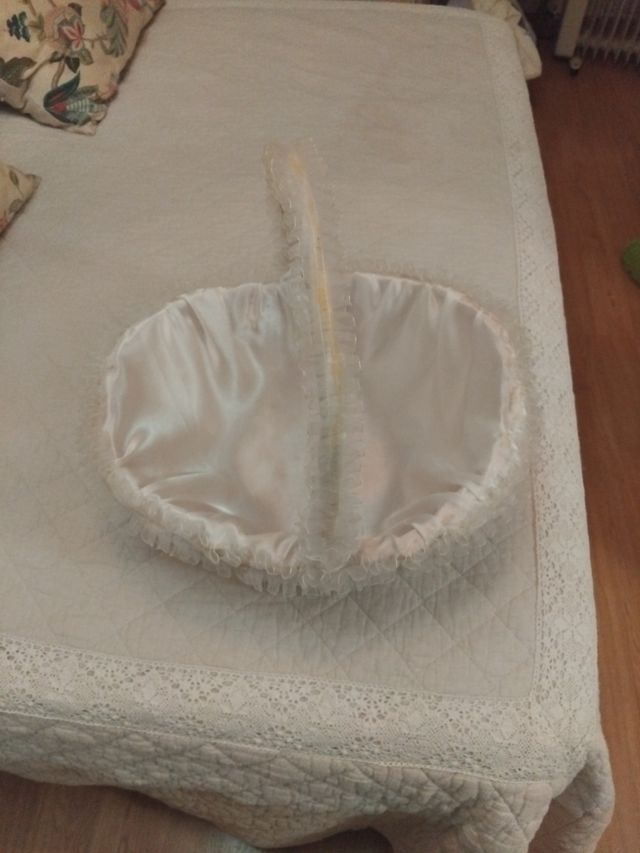 Cesta de boda decorada