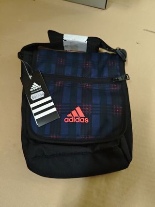 Bolso Adidas Negro y Azul Cuadros