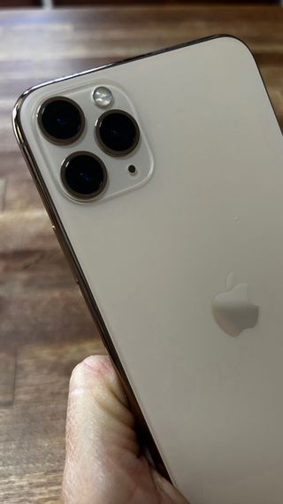 iPhone 11 Pro Max Oro
