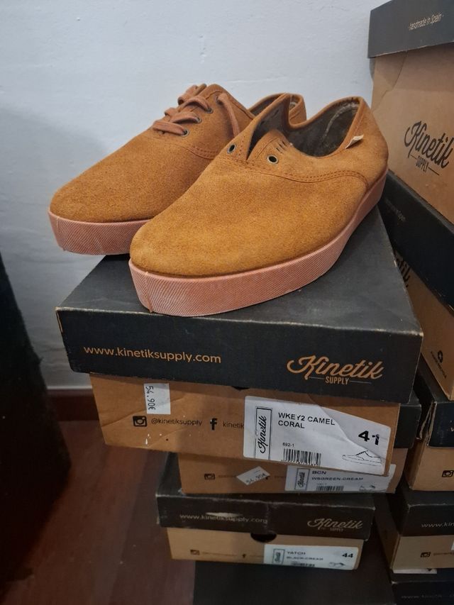 Zapatillas Kinetik Supply Marrones Talla 41