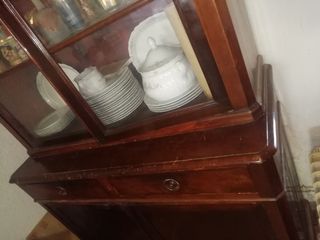 Alacena antigua vitrina madera y cristal