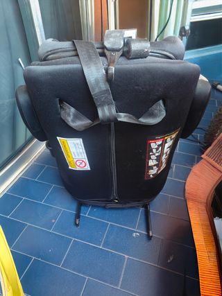 Silla coche niño con Isofix y soporte bebida 