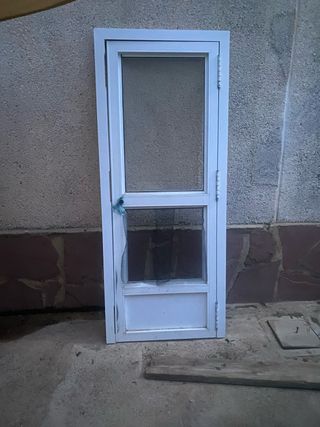 Puerta mosquitera aluminio blanco abatible a ambos
