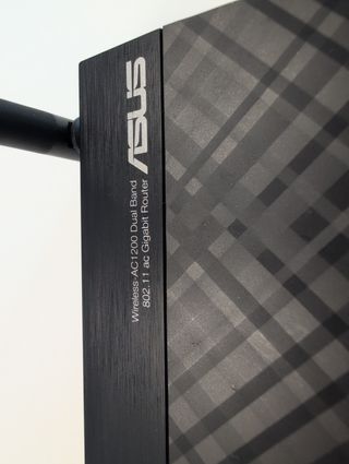 Router Asus AC1200G+