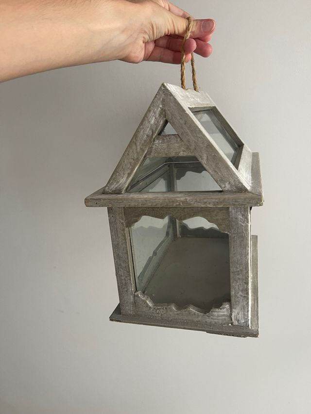 Caja de cristal y madera con asa