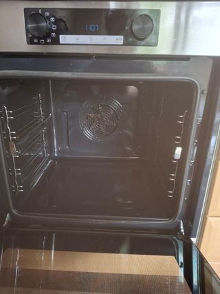 Horno HISENSE BI62216AX Encastrable. 