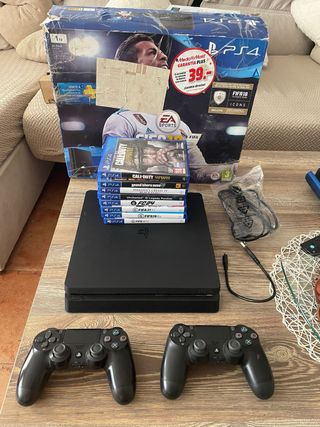 PS4 (PlayStation 4) Negra + Juegos