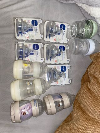 Biberones y tetinas Mam y Tommee Tippee