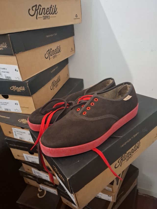 Zapatillas Kinetik Supply Marrones Talla 43