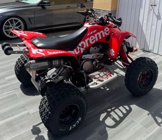 SUZUKI LTZ 400 BLACK EDITION