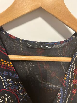 Vestido corto estampado paisley talla L