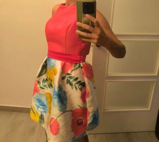 Vestido floral rosa talla XS