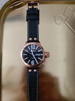 Reloj TW Steel Negro y Dorado