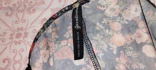 Top lencero Stradivarius floral S