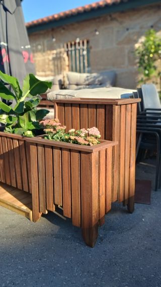 Jardinera de madera de 2 alturas