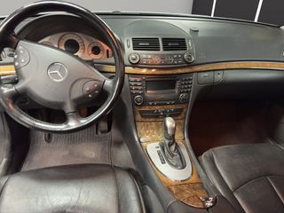 Mercedes-Benz Clase E 2004