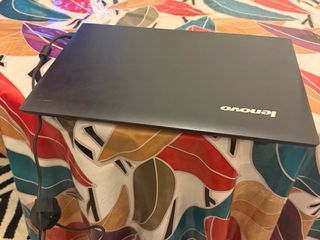 Portátil Lenovo Negro la batería no va bien