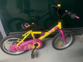 Bici infantil niña Btwin amarilla y rosa