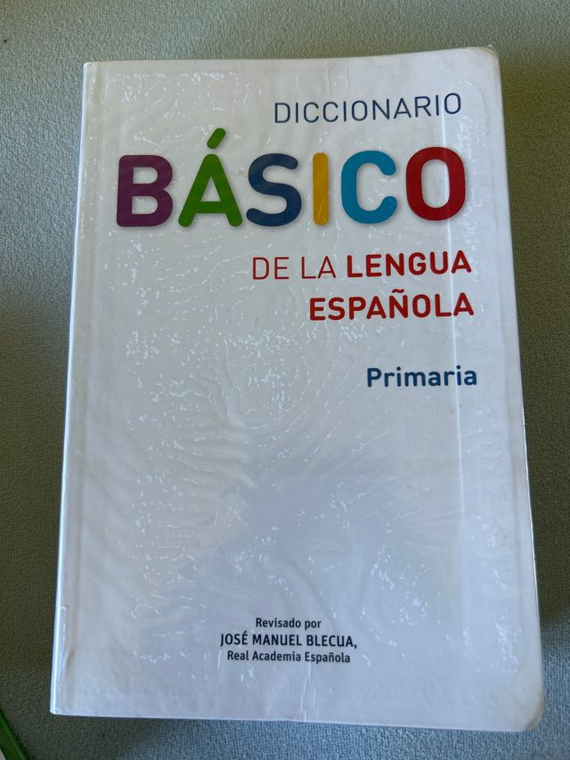 Diccionario Básico de la lengua española. Prima...