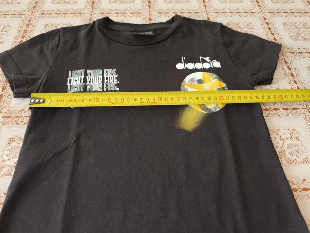 T-shirt Diadora bambino con stampa luna