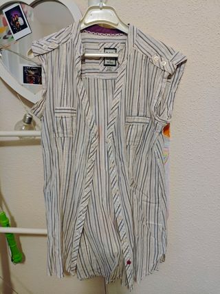 Camisa Bershka Rayas Azul y Blanco Talla S