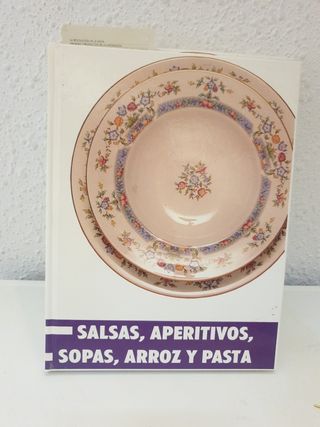 4 LIBROS SOBRE COCINA FAMILIAR INTERNACIONAL