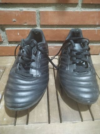 Botas de fútbol Adidas Negras