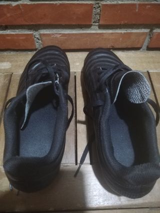 Botas de fútbol Adidas Negras