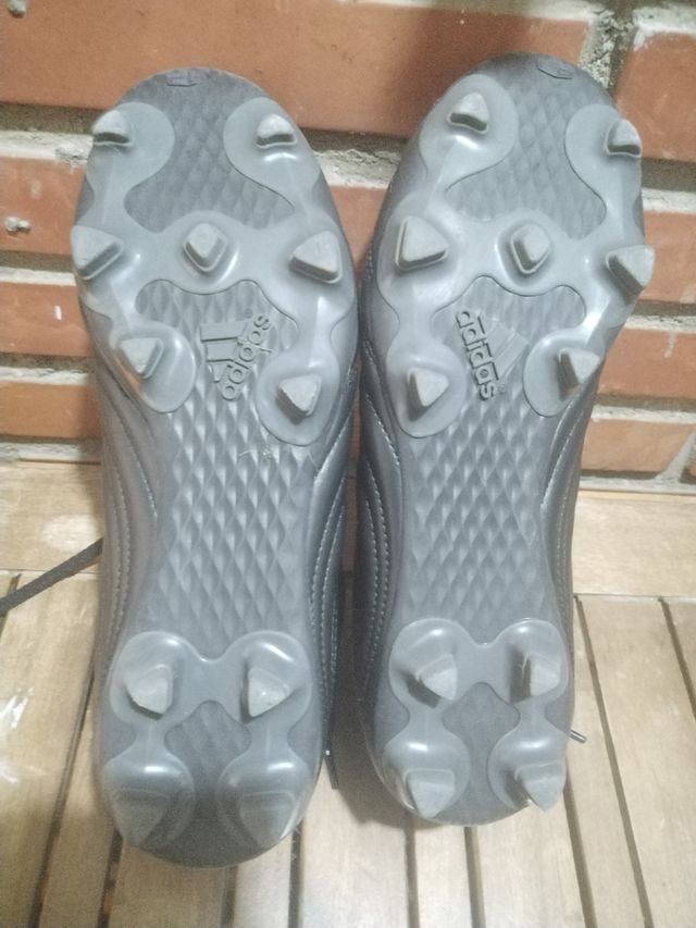 Botas de fútbol Adidas Negras