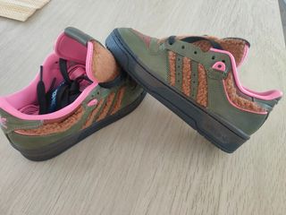 Adidas Rivalry Low 86 x Los Simpson Marrón/Verde