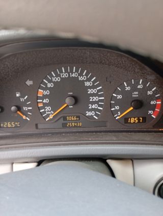 Mercedes-Benz  CLK 1998