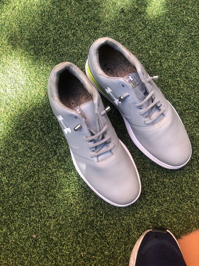 Zapatos de Golf Under Armour Grises