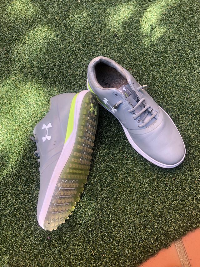 Zapatos de Golf Under Armour Grises