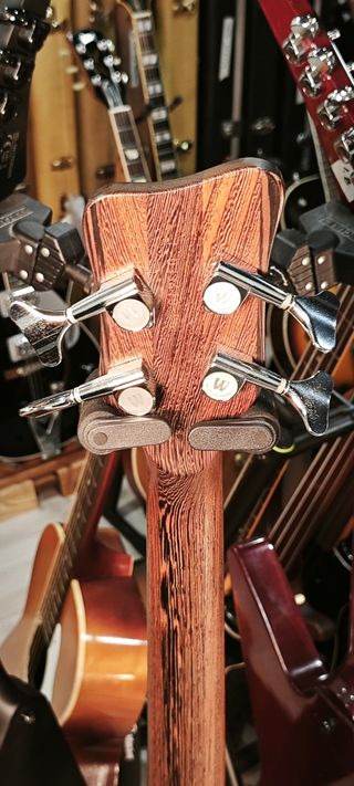 Bajo Warwick Corvette 1997 Modificado